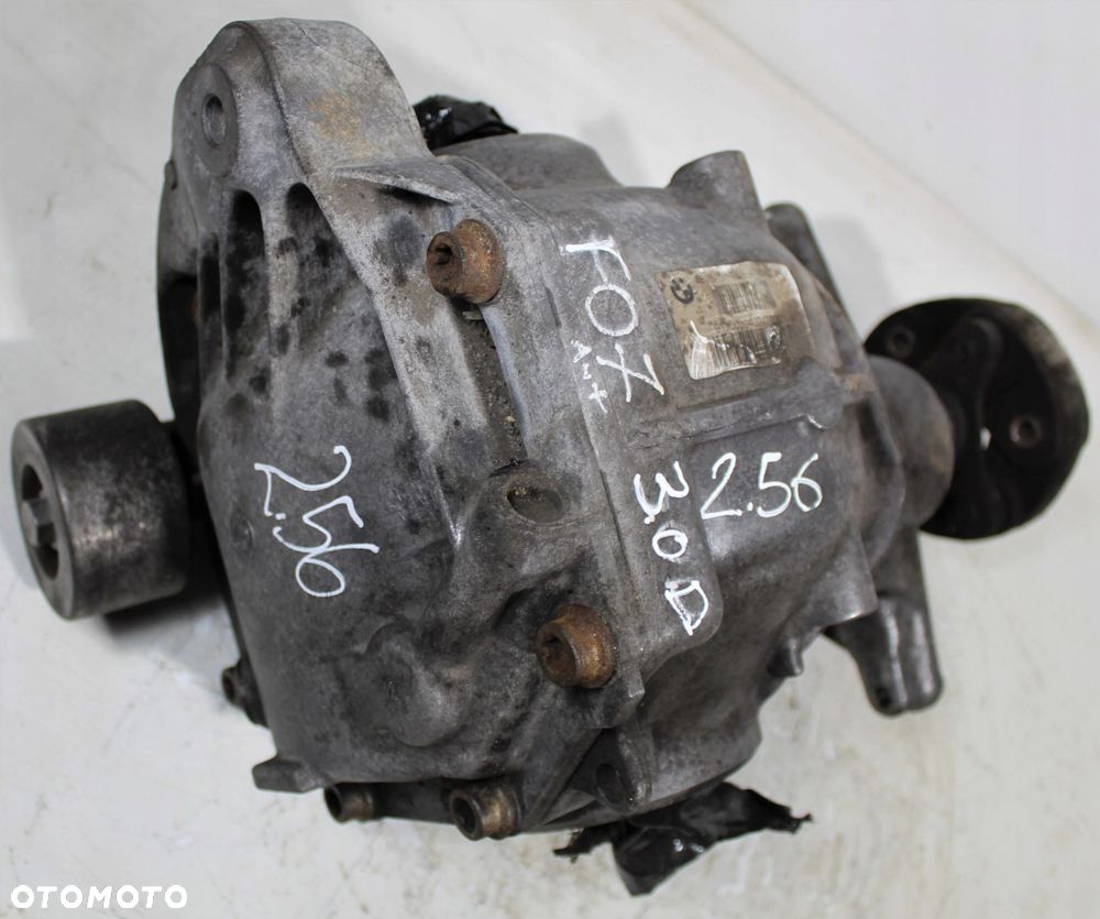 MOST DYFER BMW F07 3.0D 2.56 AUTOMAT 7578151 - 3