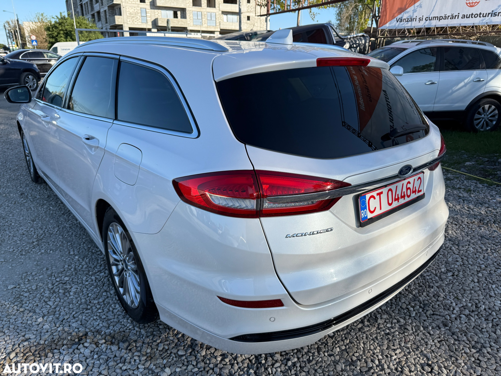 Ford Mondeo Turnier 2.0 TDCi Start-Stopp PowerShift-Aut Business Edition - 34