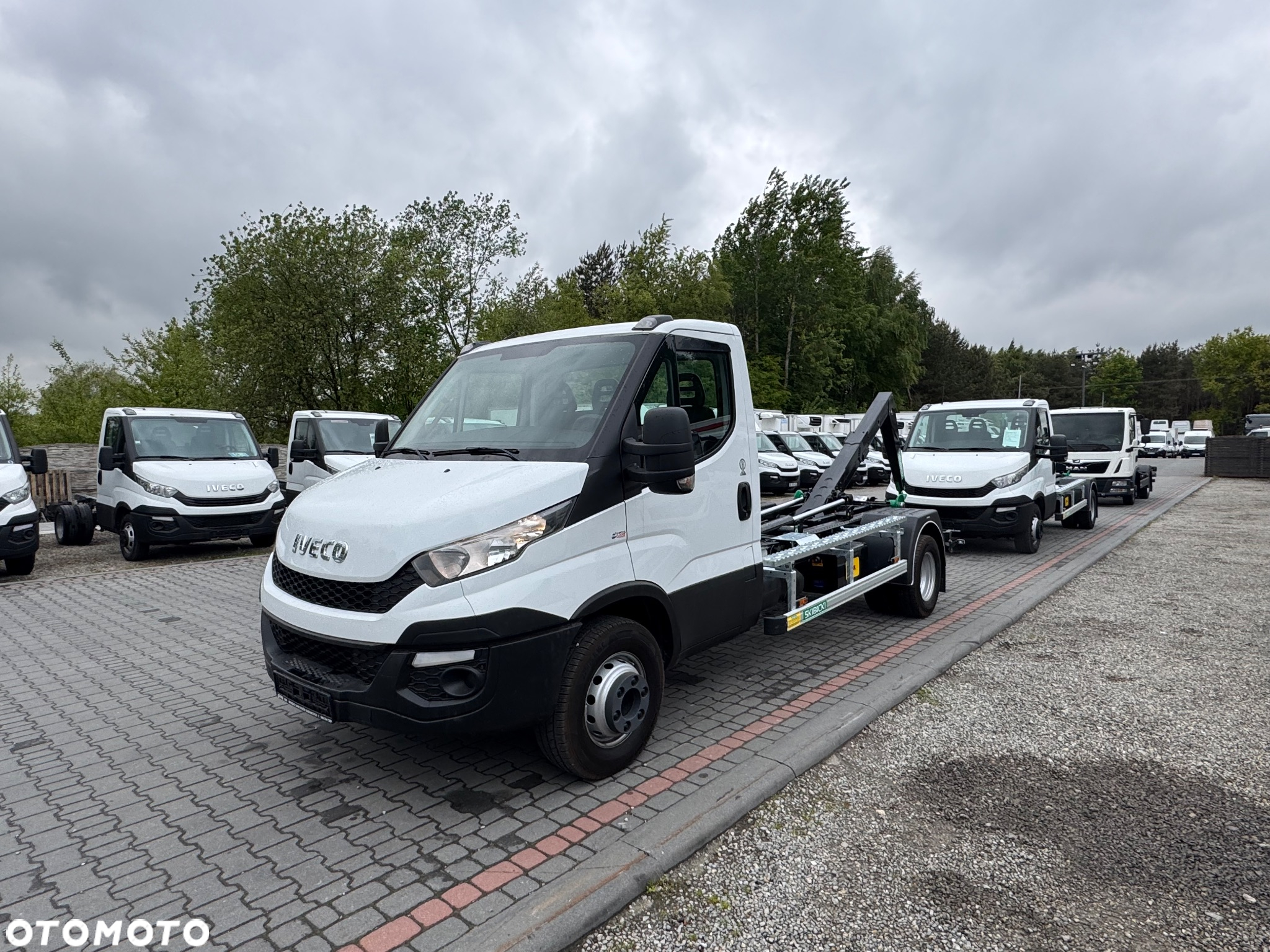 Iveco DAILY 70C17,,70C15,,50C17,,50C15,,35C17,,5C15 - 13
