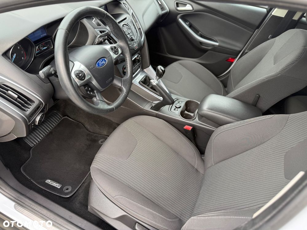 Ford Focus 1.0 EcoBoost Titanium - 9