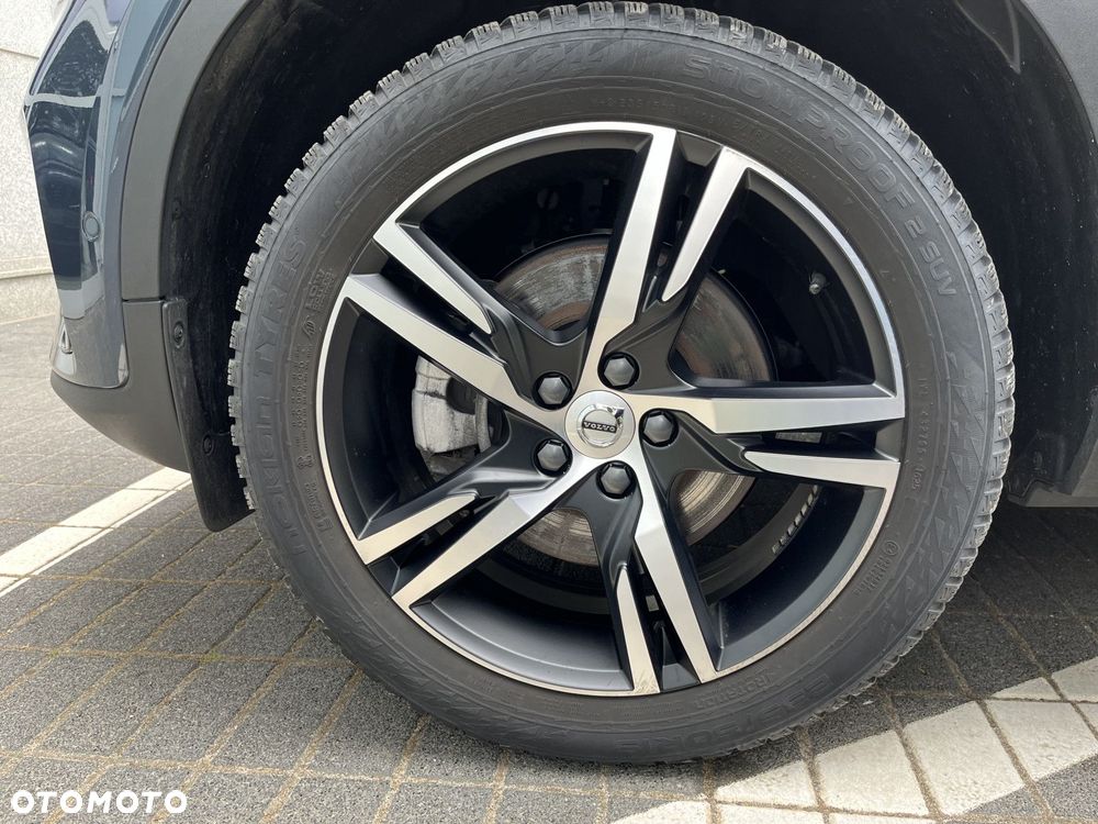 Volvo XC 40 - 25