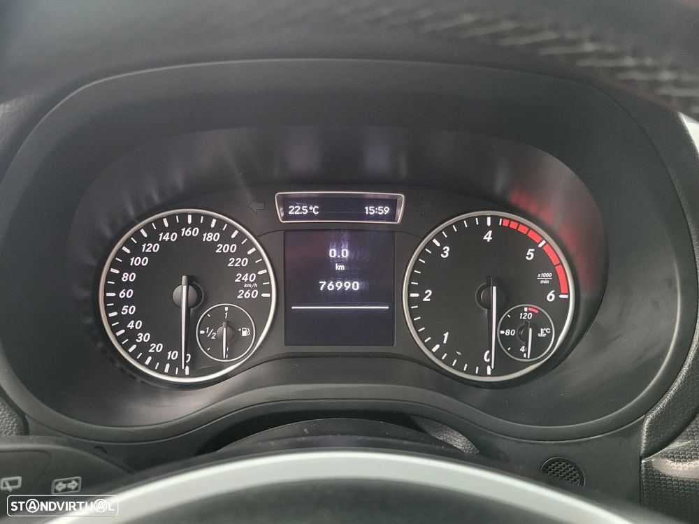 Mercedes-Benz B 180 CDi BlueEfficiency - 21