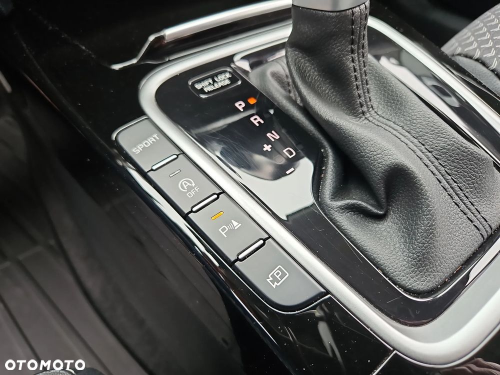 Kia Ceed 1.5 T-GDI Tribute DCT - 25