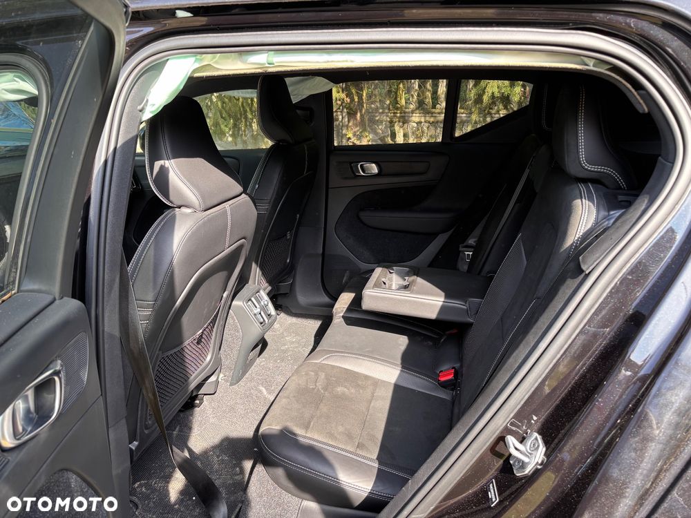 Volvo XC 40 T4 R-Design - 4