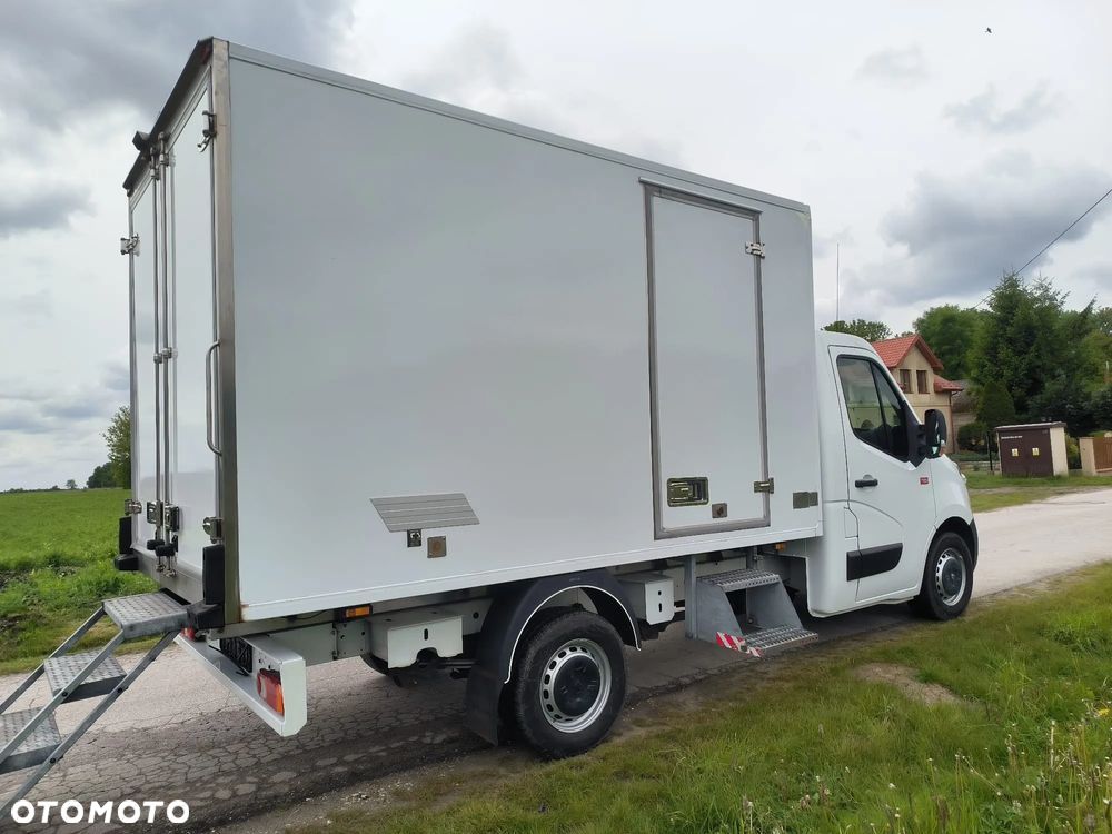 Renault Master - 1