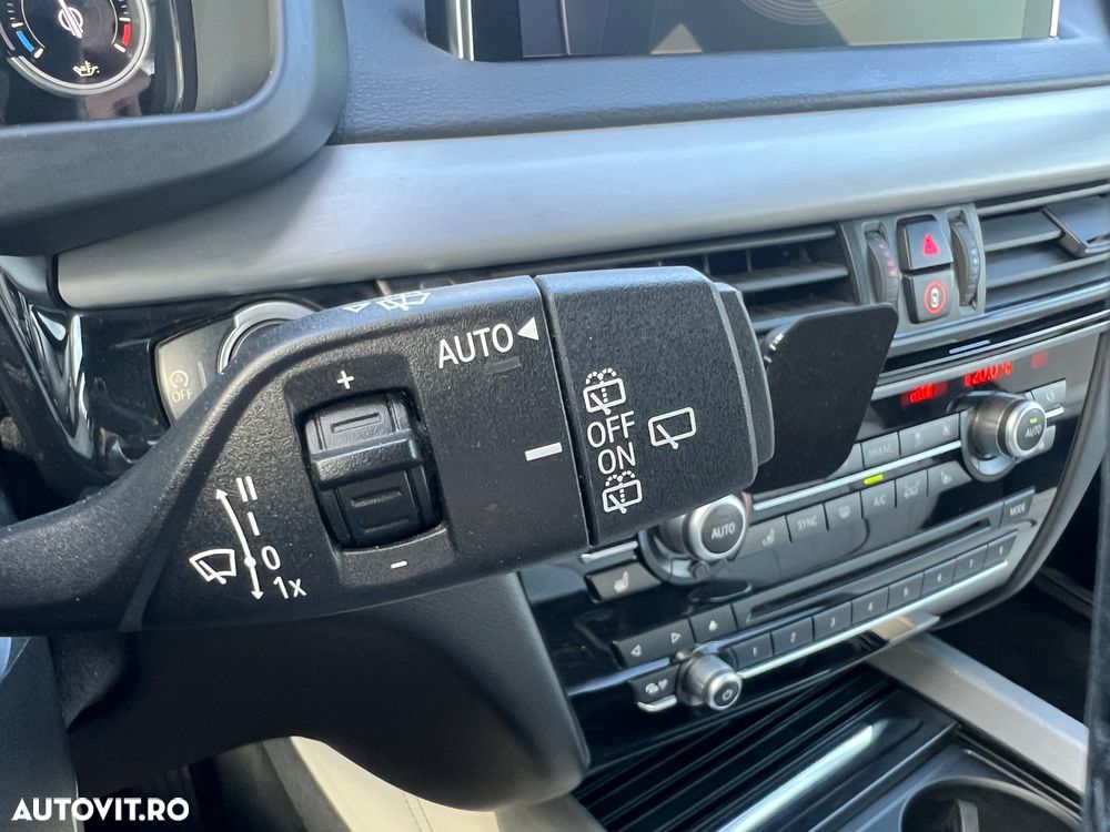 BMW X5 xDrive25d - 23