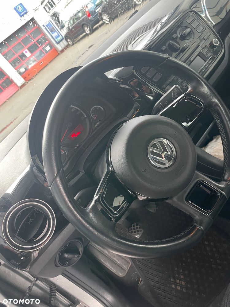 Volkswagen up! 1.0 street - 7