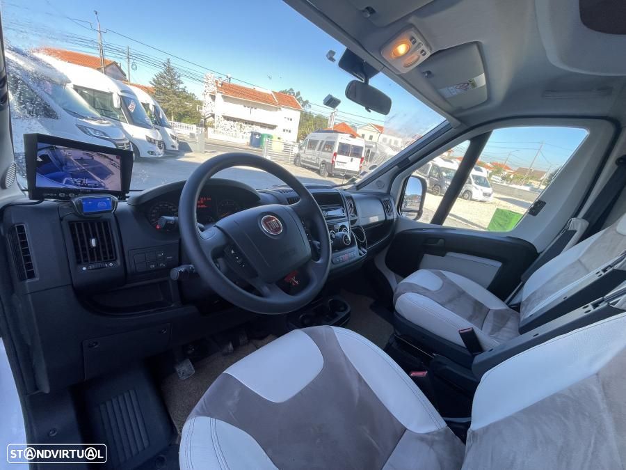 Bavaria Style T 706 c.central e basculante - 11