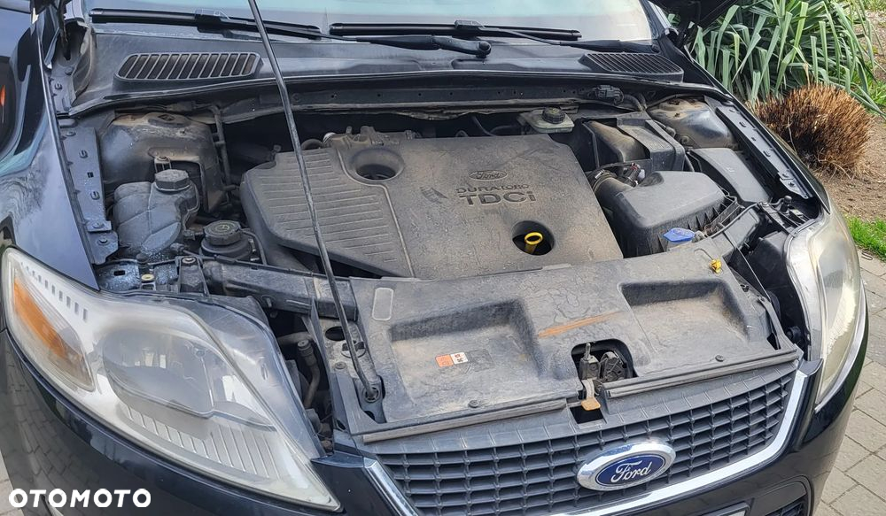 Ford Mondeo 1.8 TDCi Silver X - 18