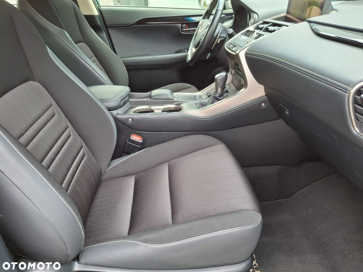 Lexus NX - 18