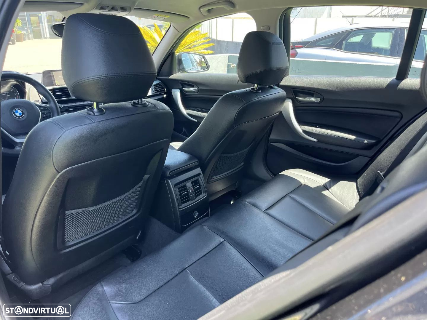 BMW 116 d EfficientDynamics Edition Urban Line - 24