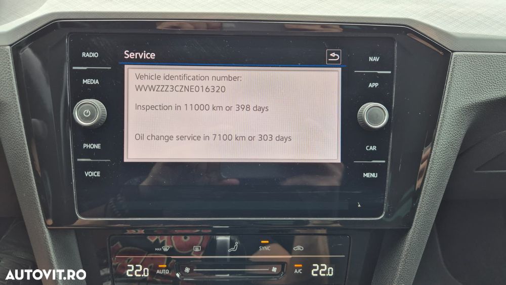 Volkswagen Passat - 14