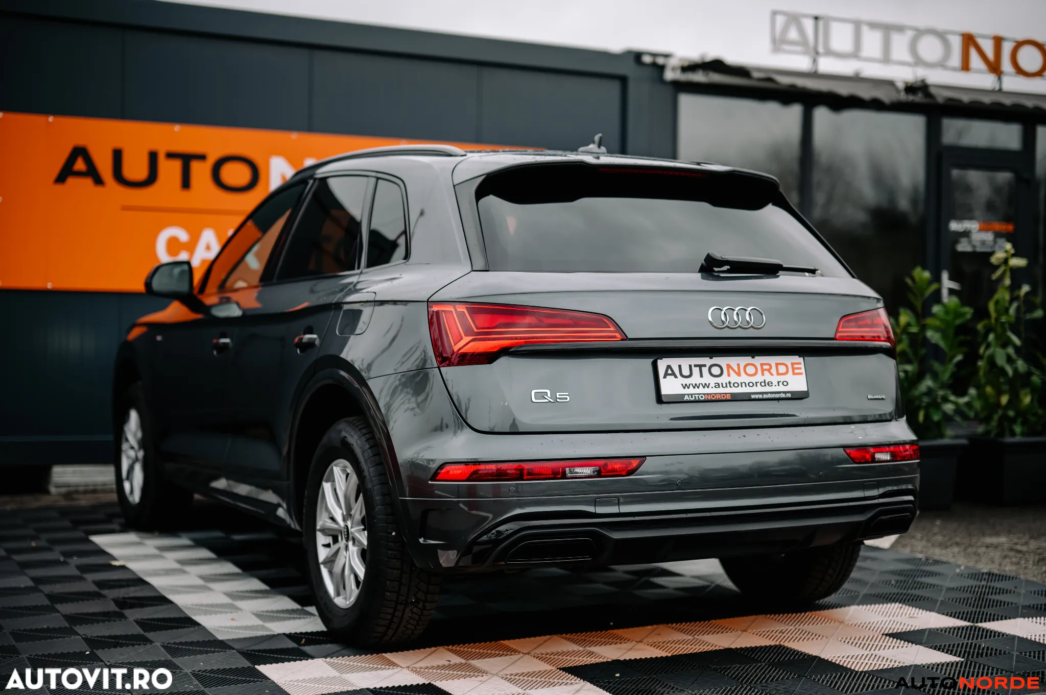 Audi Q5 50 TFSI e quattro S tronic PHEV S Line - 10