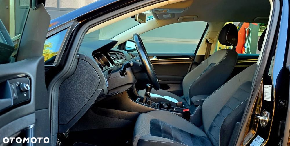 Volkswagen Golf Variant 1.6 TDI BlueMotion Technology Comfortline - 23