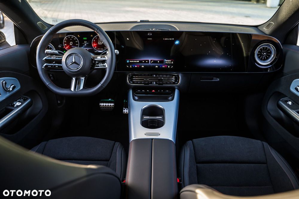 Mercedes-Benz CLA - 17