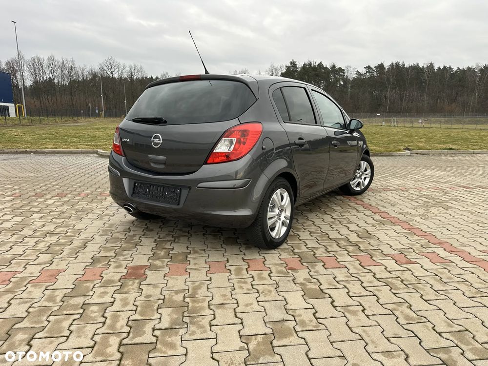 Opel Corsa 1.4 16V Satellite - 7