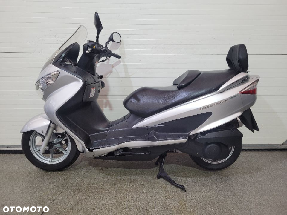 Suzuki Burgman - 2
