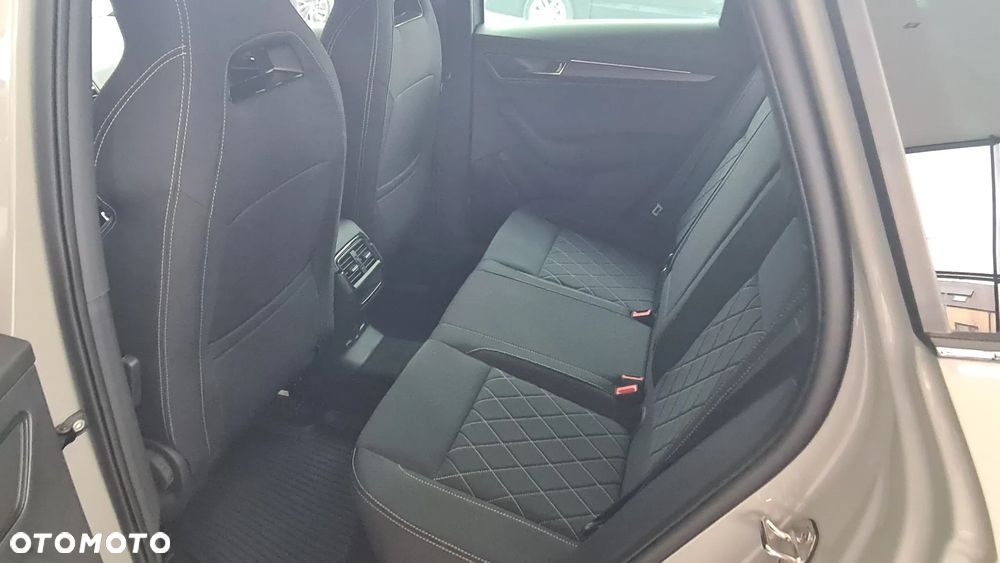 Skoda Karoq 1.5 TSI ACT Sportline DSG - 10