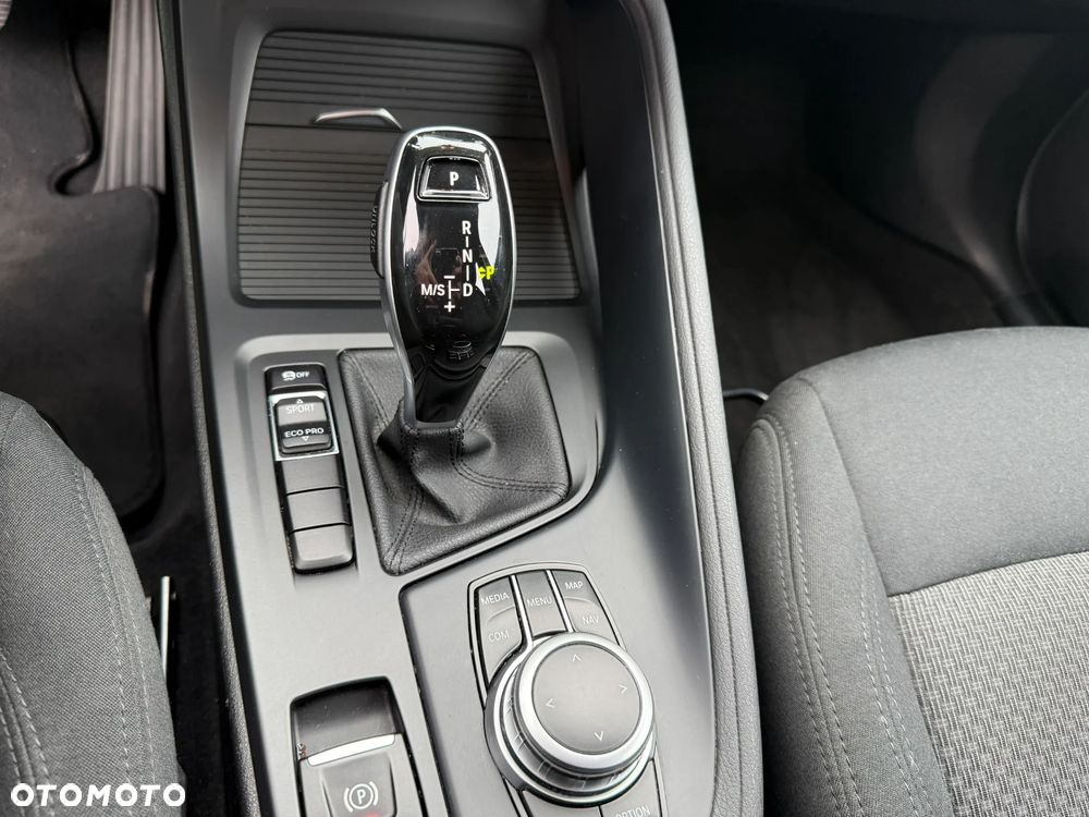 BMW X1 sDrive18i - 17
