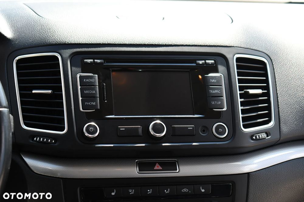 Volkswagen Sharan - 13