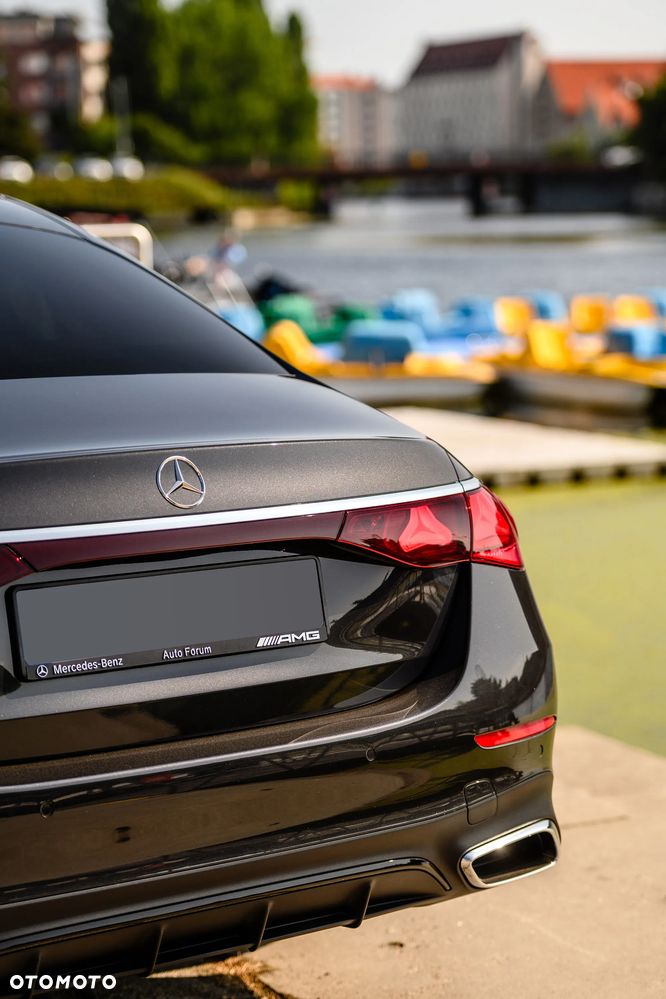 Mercedes-Benz Klasa E 200 mHEV 4-Matic AMG 9G-Tronic - 13