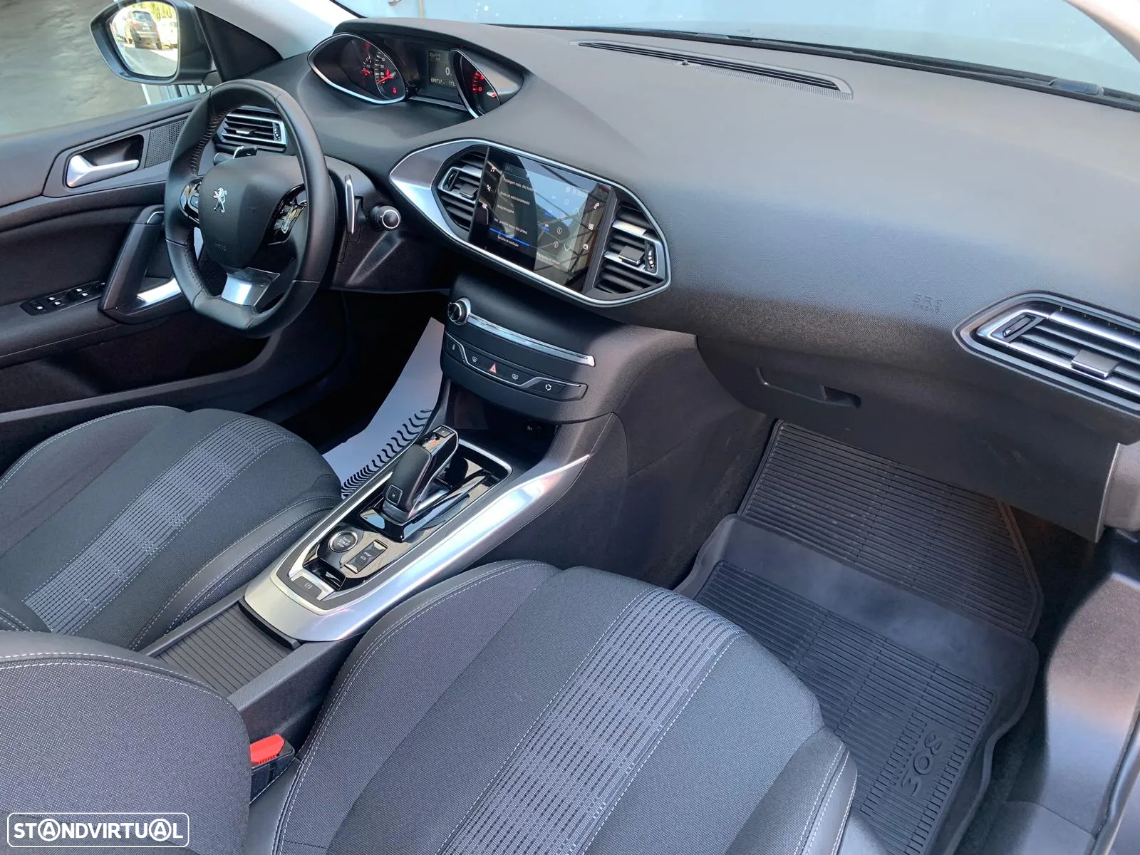Peugeot 308 1.5 BlueHDi Allure Pack EAT8 - 7