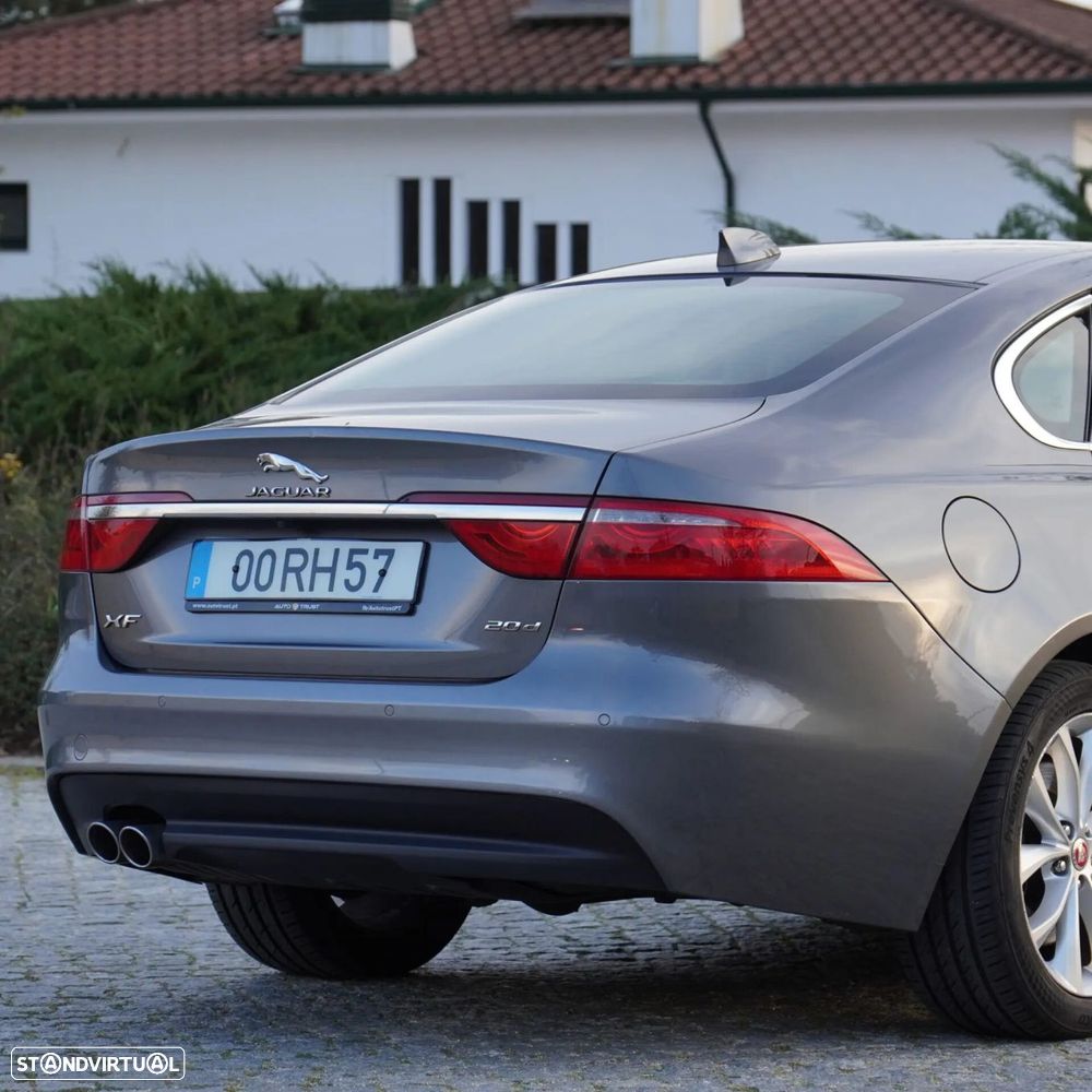 Jaguar XF - 35