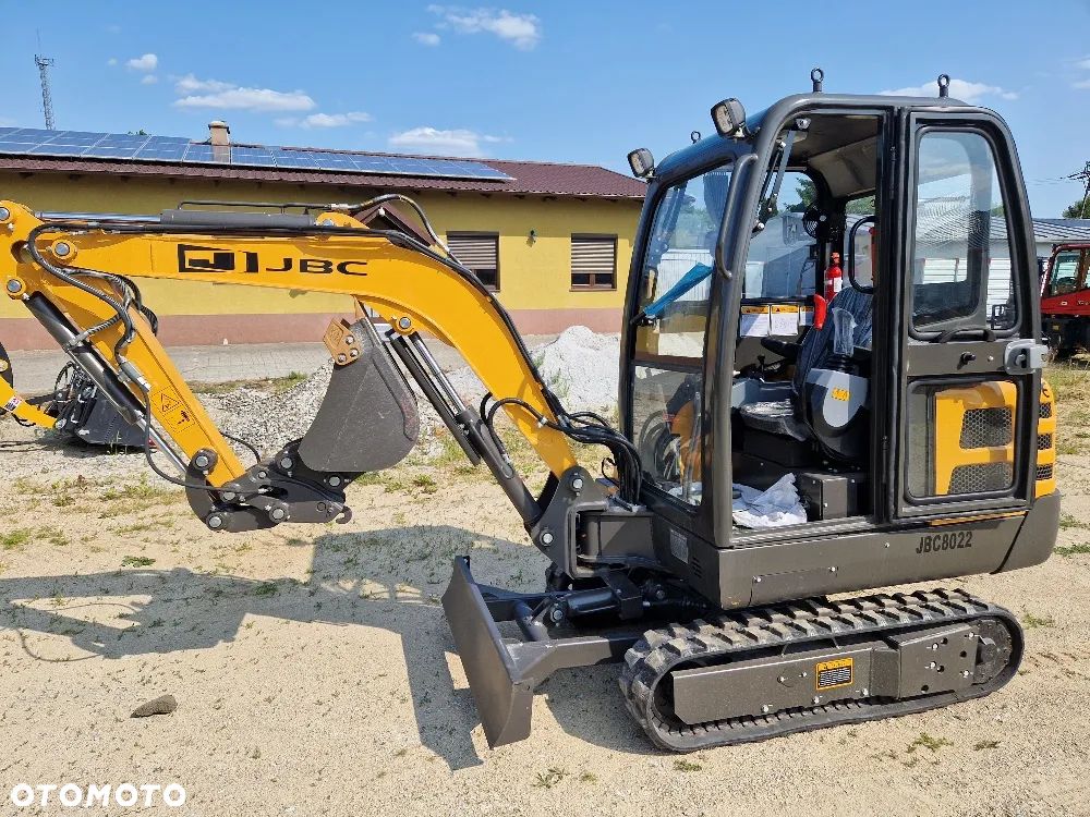 JCB JBC 8022 - 1