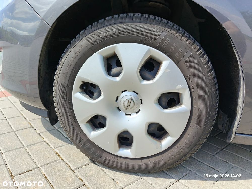 Opel Astra 1.6 Cosmo - 23