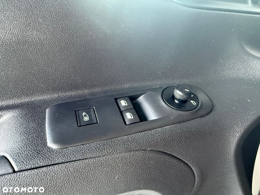 Toyota Proace City - 16