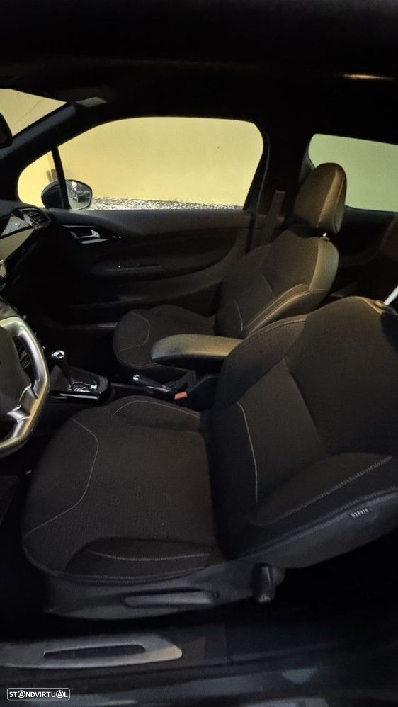 DS DS3 1.2 PureTech So Chic EAT6 - 9