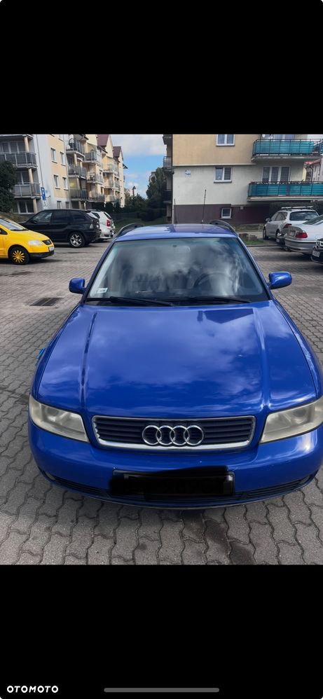 Audi A4 - 1