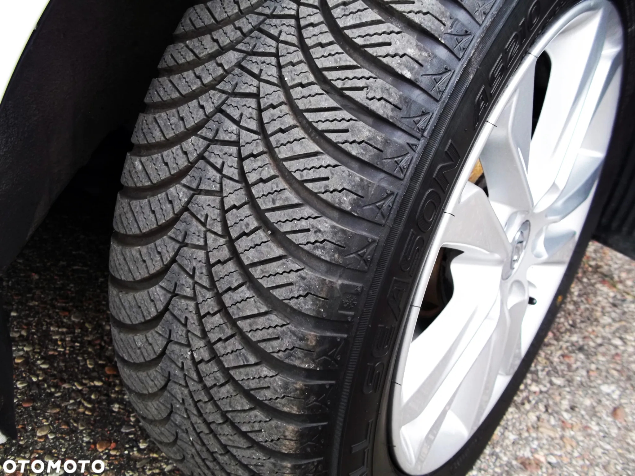 Hyundai i30 1.6 CRDi BlueDrive Premium - 17