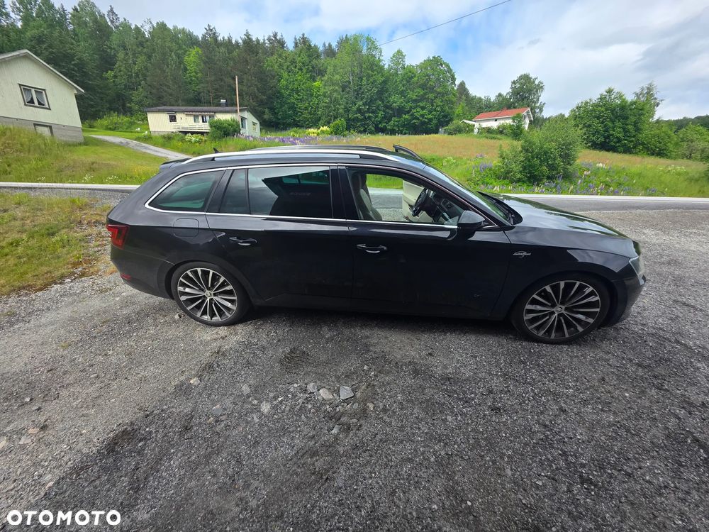 Skoda Superb 1.8 TSI L&K - 10