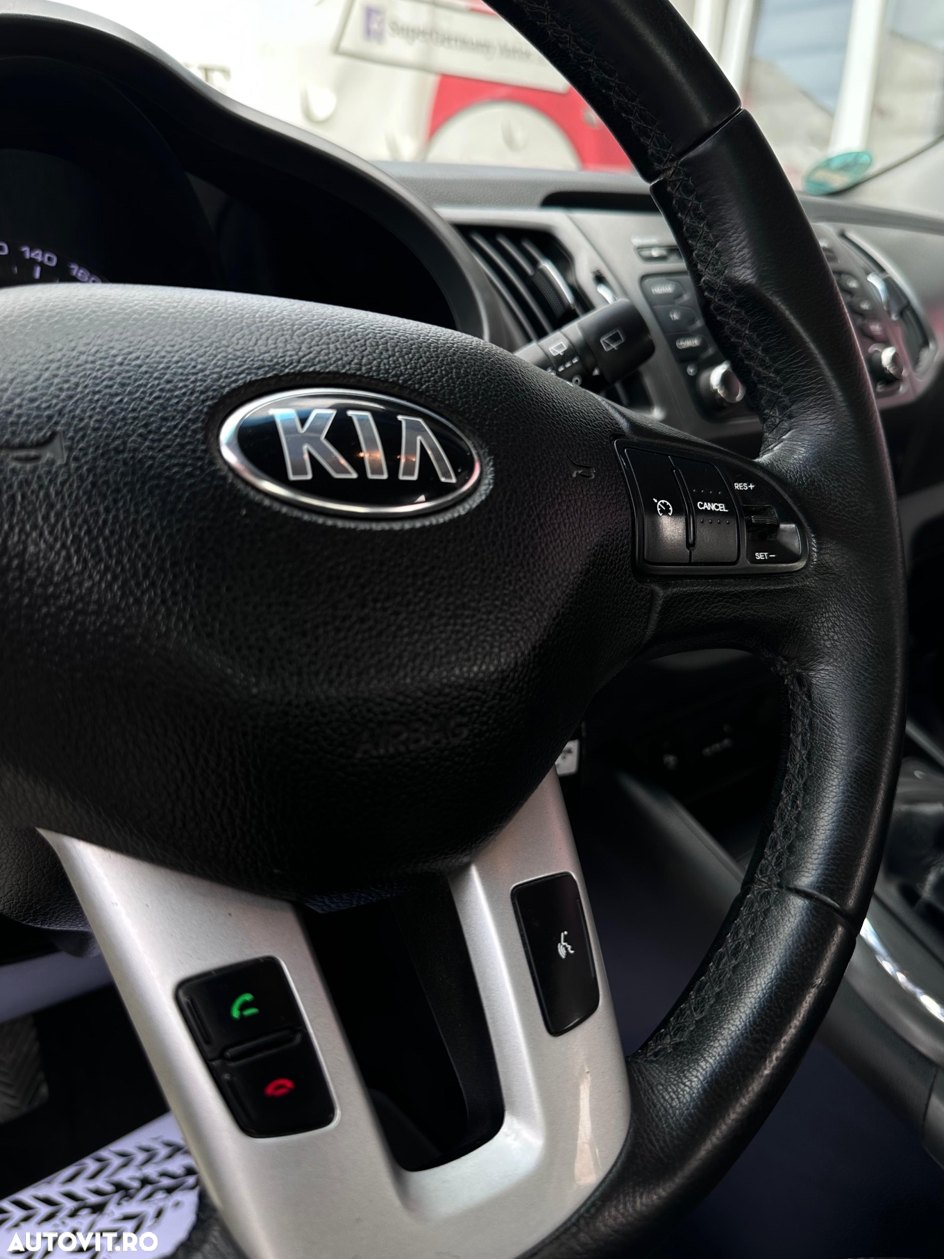 Kia Sportage - 11