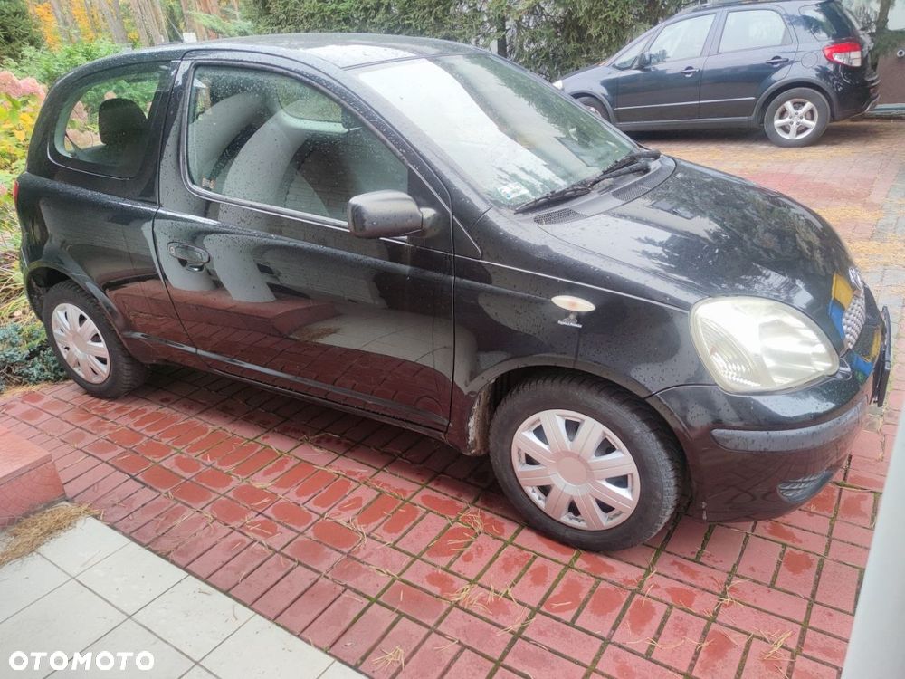 Toyota Yaris - 8