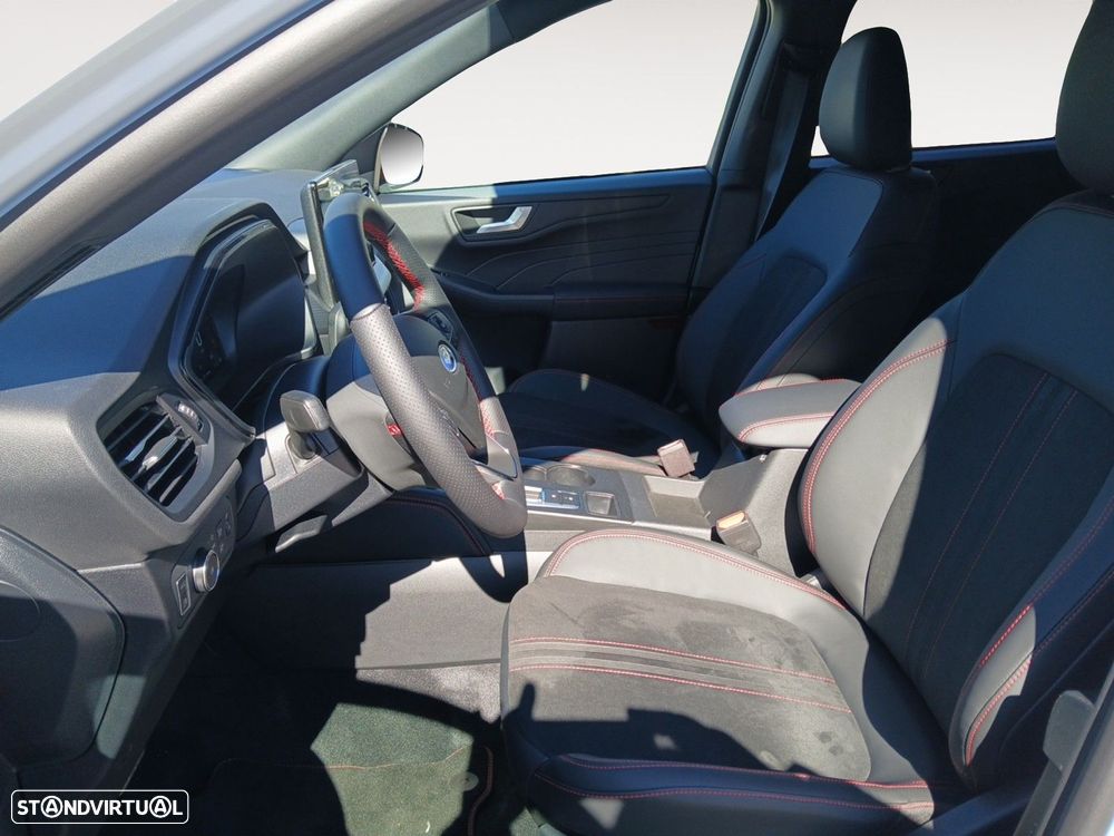 Ford Kuga 2.5 PHEV ST-Line X - 9