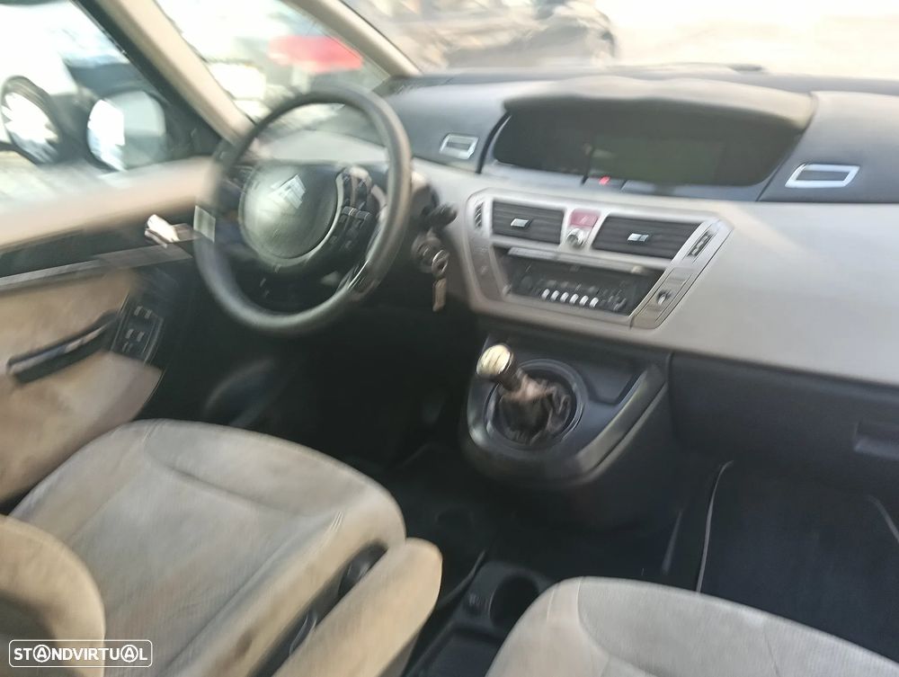 Citroën C4 Grand Picasso 1.6 HDi Exclusive - 11