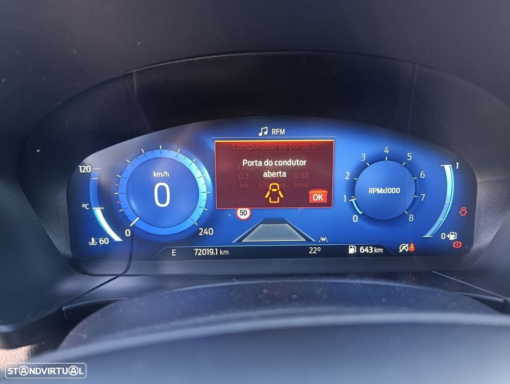 Ford Kuga 1.5 EcoBoost ST-Line X - 15