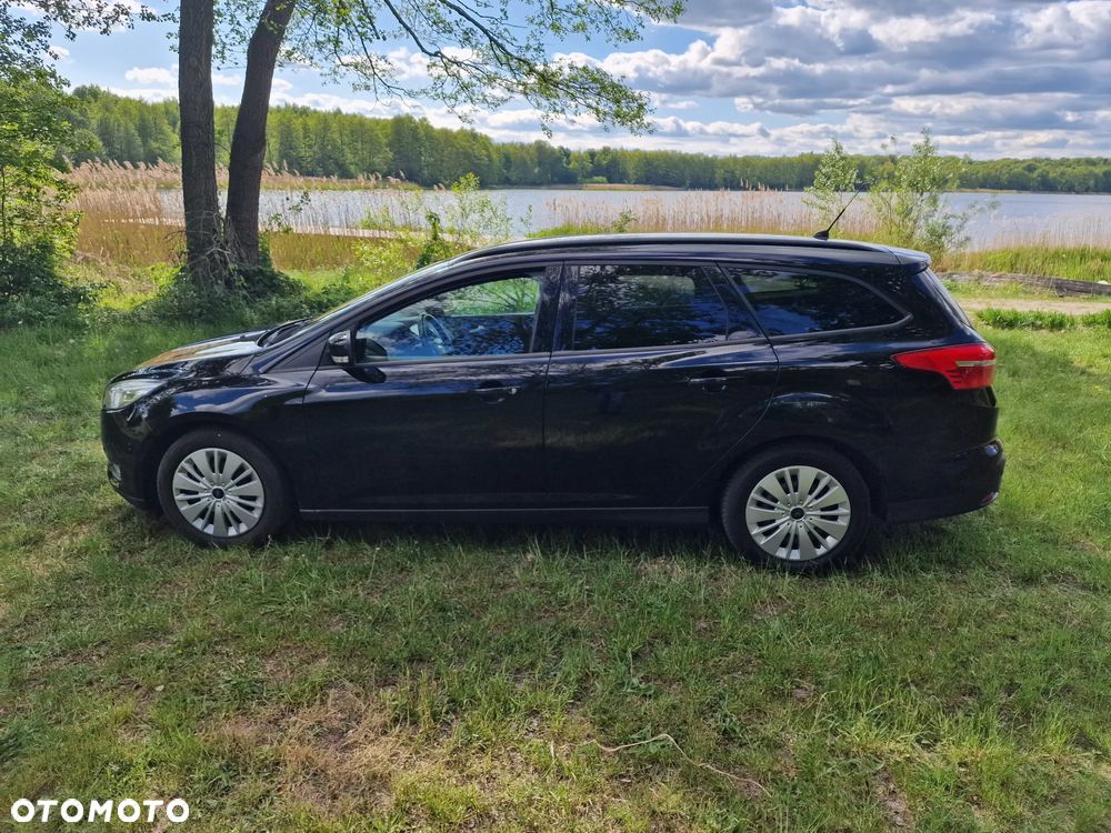 Ford Focus 1.0 EcoBoost Titanium - 17