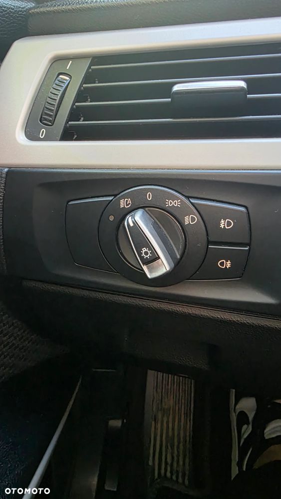 BMW Seria 3 - 16
