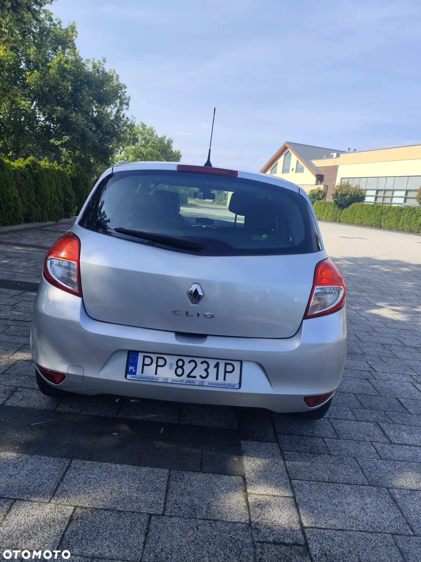 Renault Clio - 11