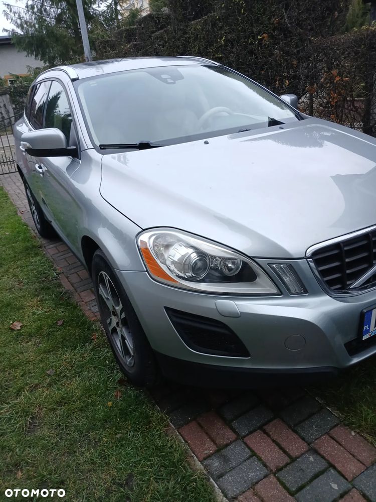 Volvo XC 60 D5 AWD Base - 9