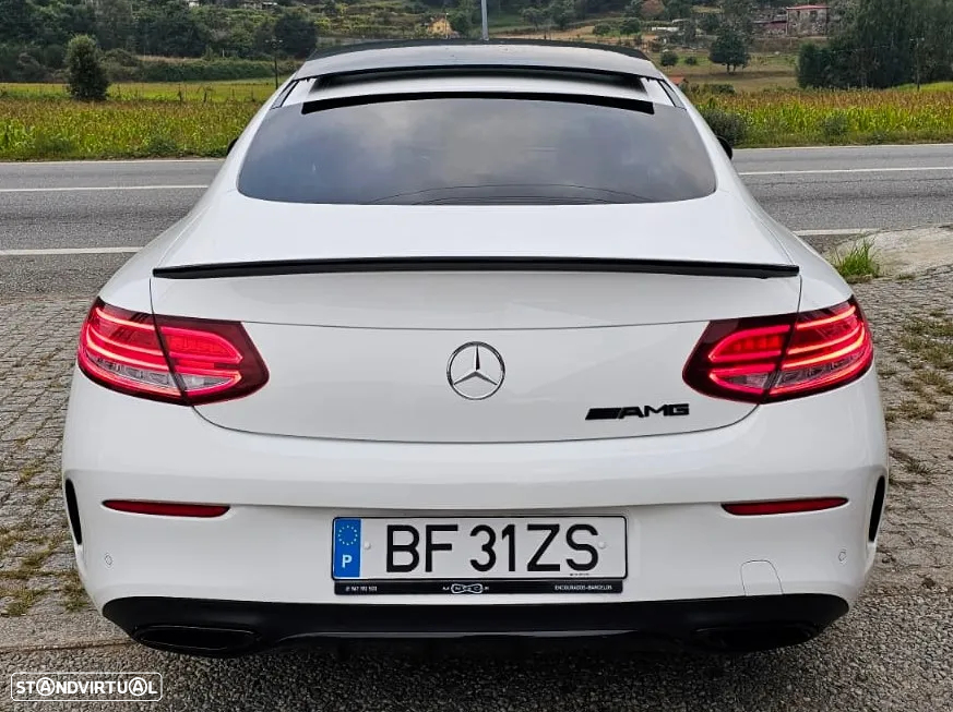 Mercedes-Benz C 250 d Coupe 9G-TRONIC AMG Line - 4