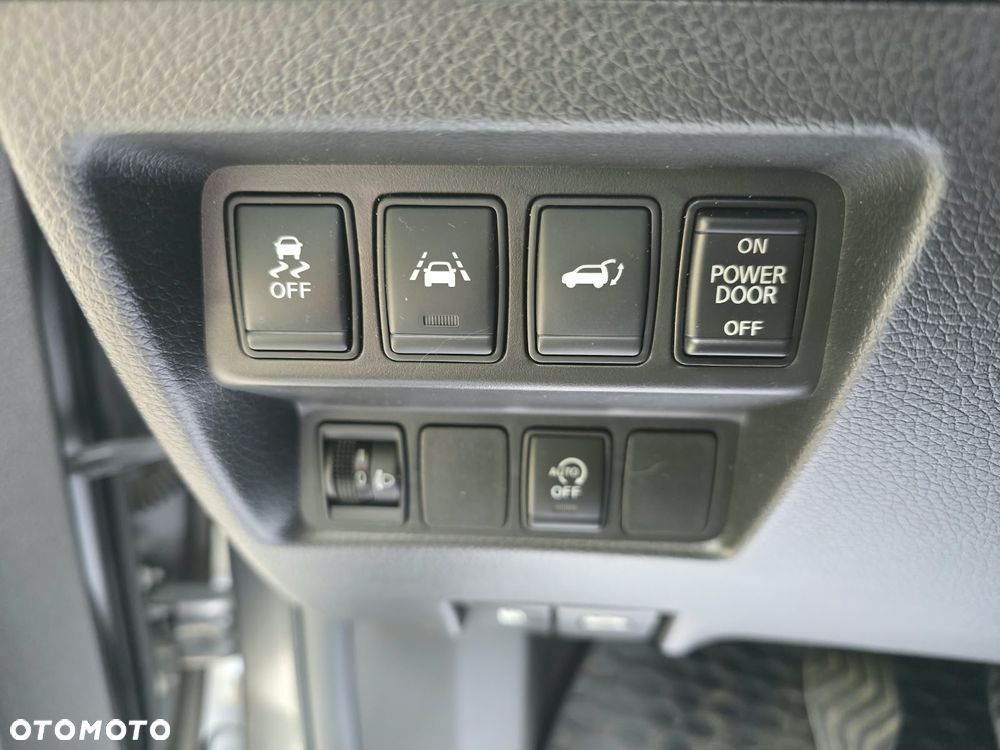 Nissan X-Trail - 32