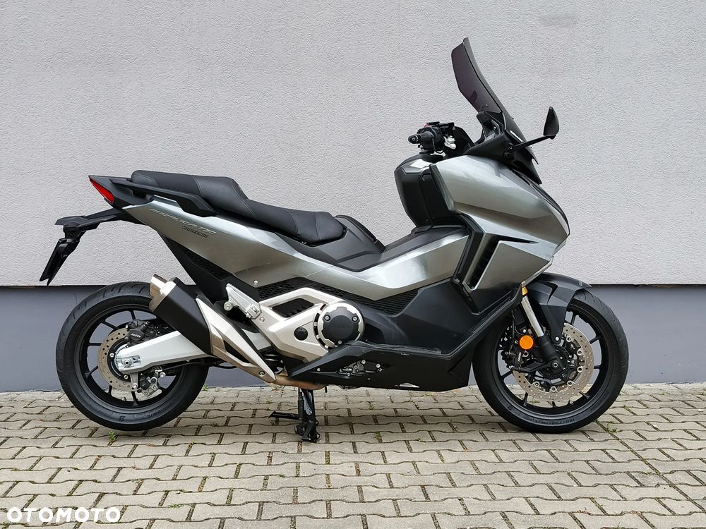 Honda NSS - 2