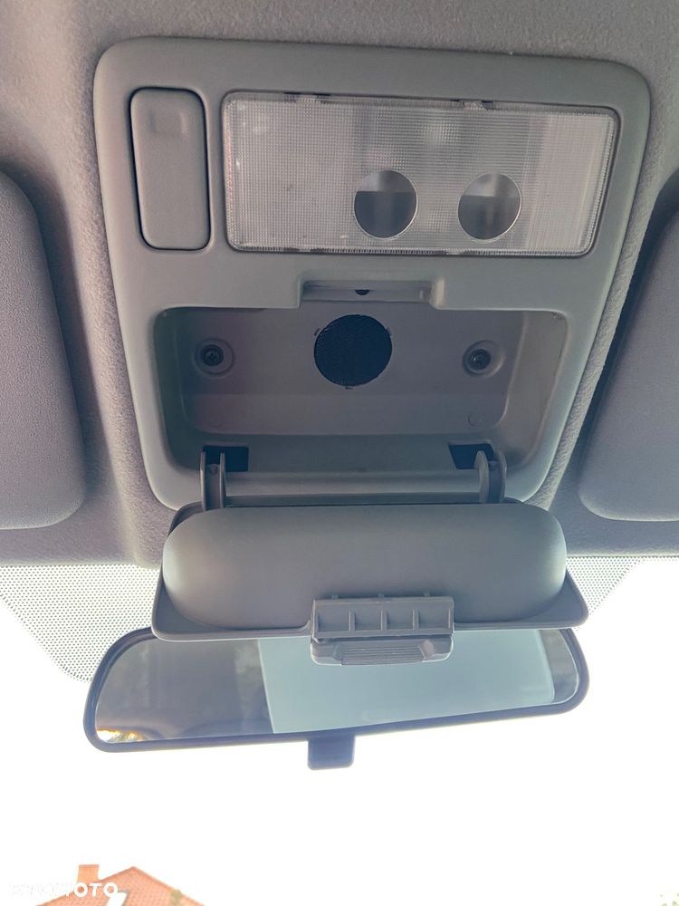 Toyota RAV4 2.0 VVT-i Prestige - 23