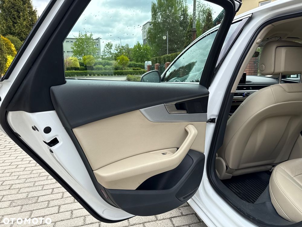 Audi A4 Limousine 45 TFSI Quattro Sport S tronic - 25