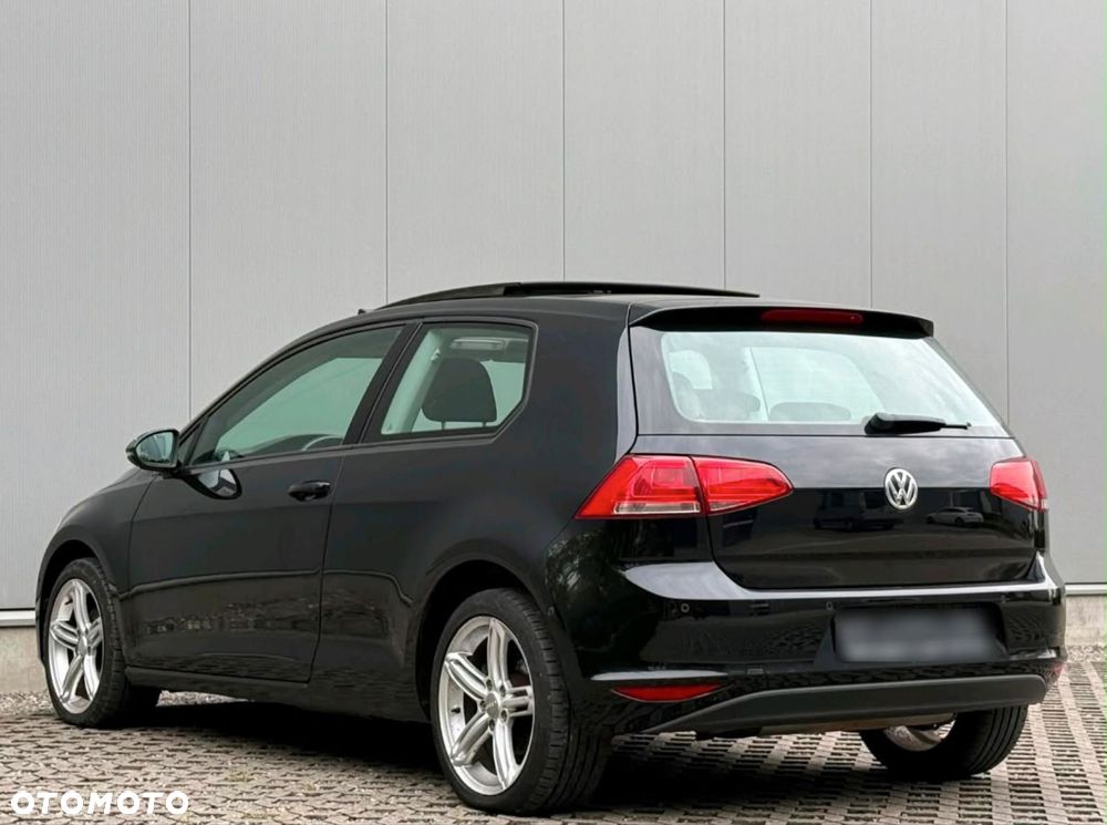 Volkswagen Golf - 3