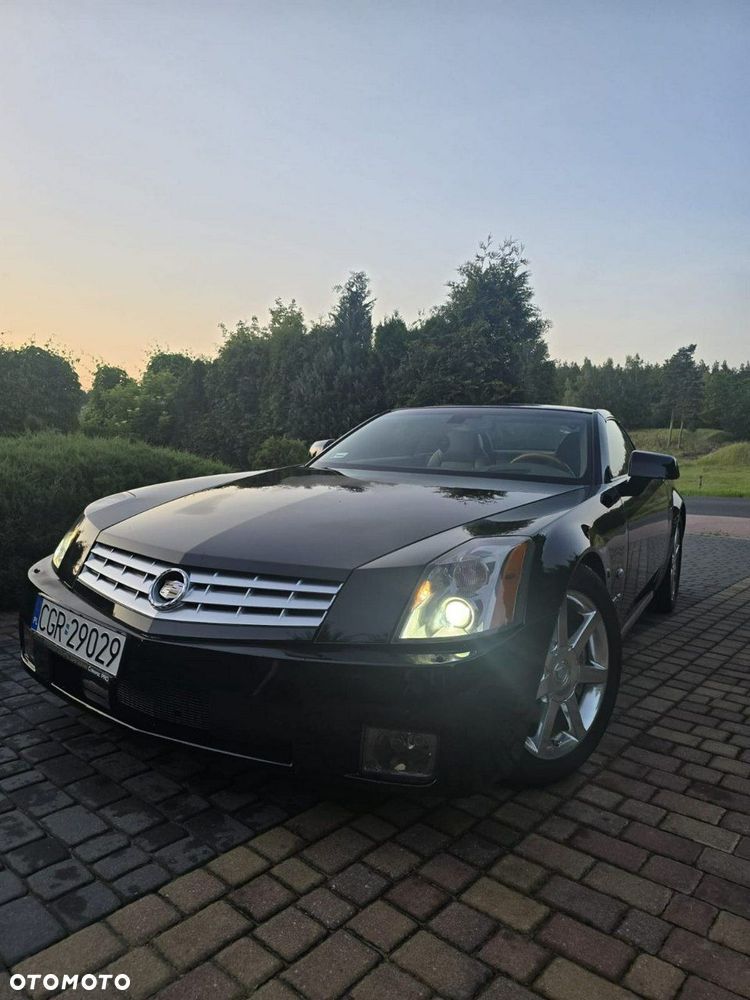 Cadillac XLR - 25